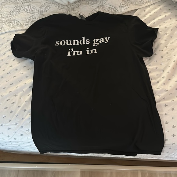 District Other - 100% cotton novelty t shirt